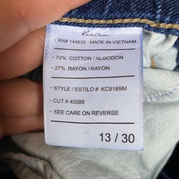 Kancan Darel Ultra High Rise Distressed Paperbag Mom Jeans Size 13 - Picture 6 of 6